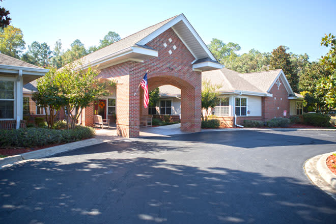 Brookdale Centre Pointe Boulevard community exterior