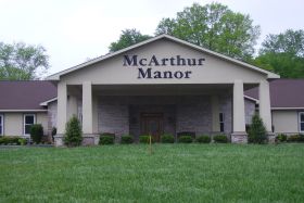 McArthur Manor outdoor common area