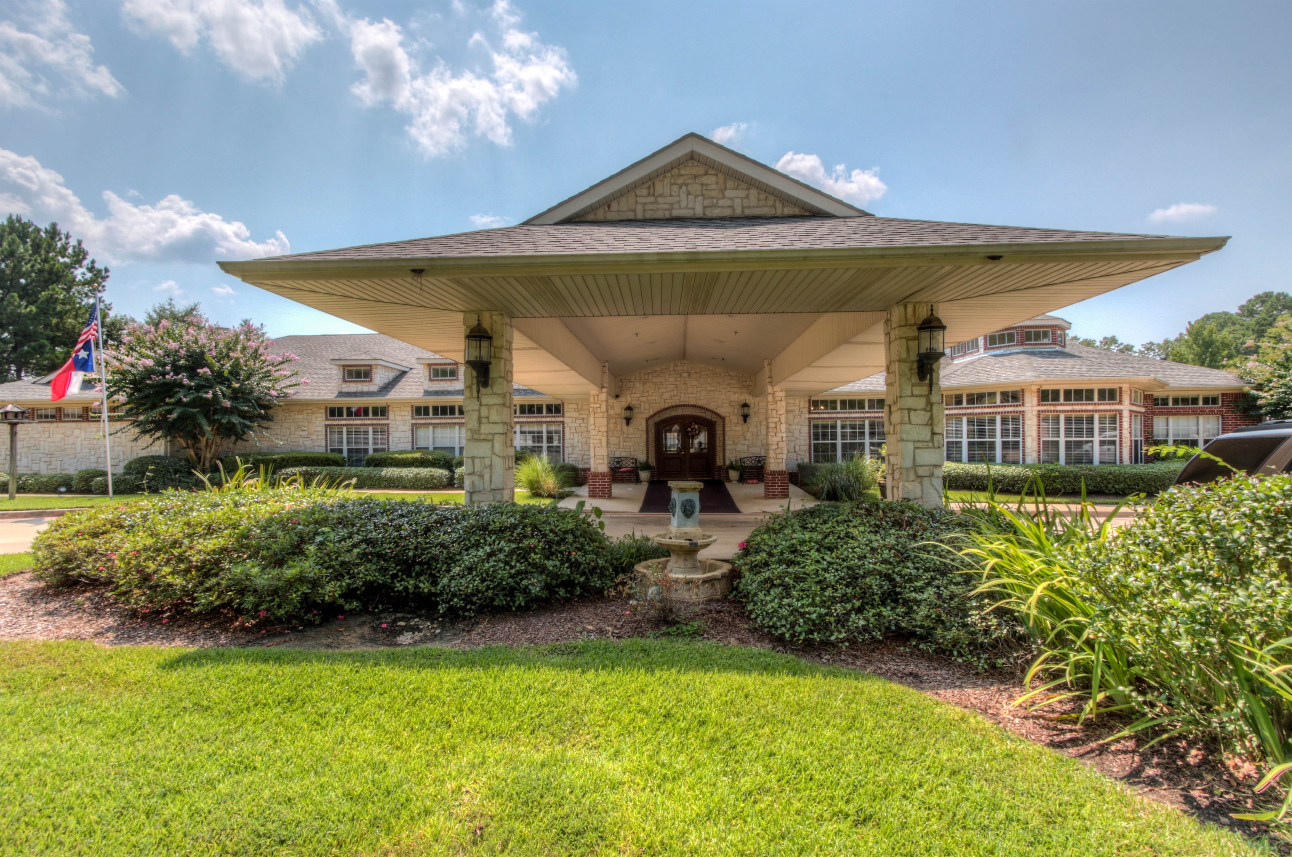 Arabella of Kilgore Senior Living community entrance