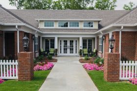 Country Place Senior Living and Memory Care of Livingston community exterior