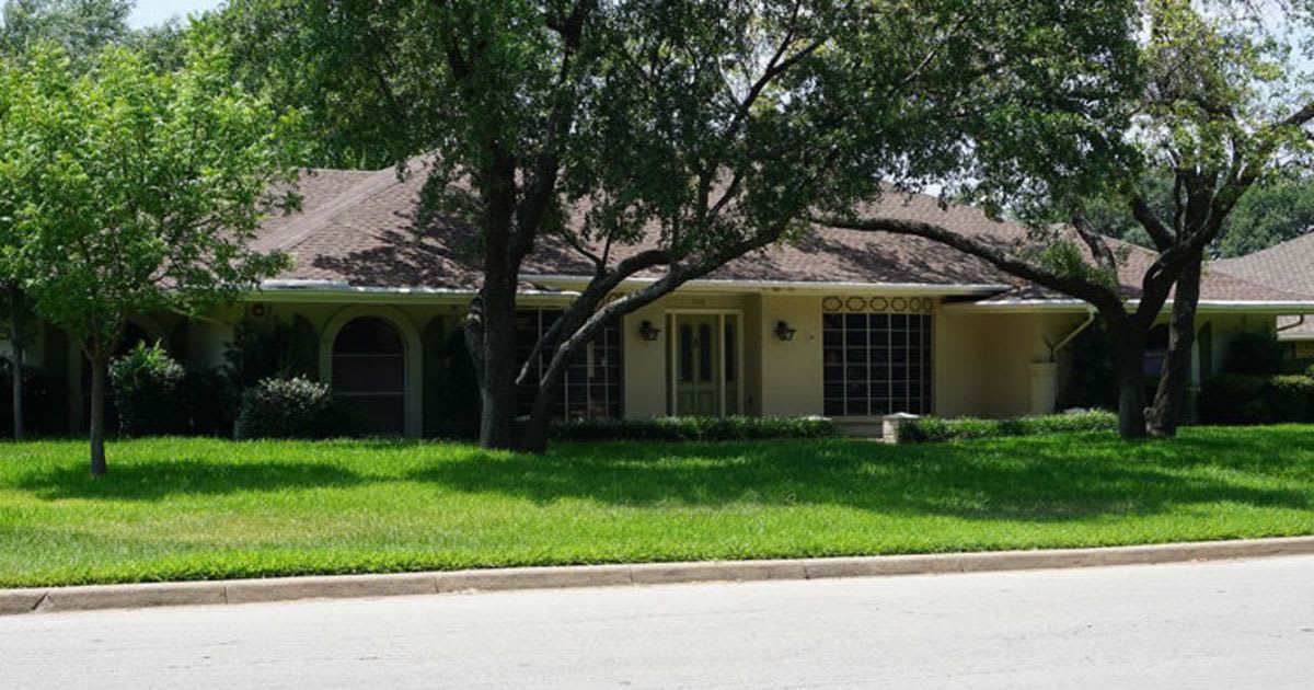 Sparks Assisted Living community exterior