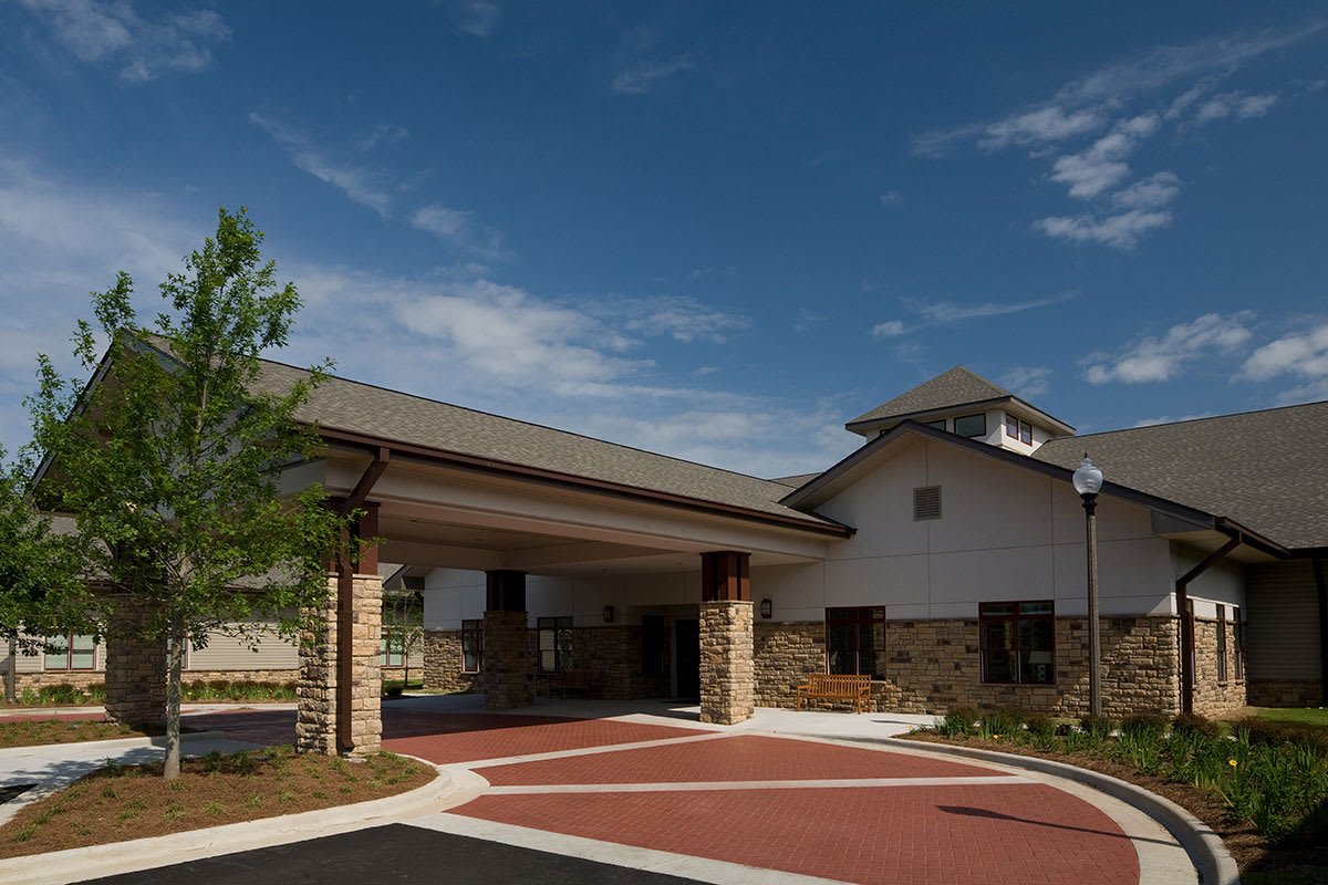 Oaks on Parkwood community entrance