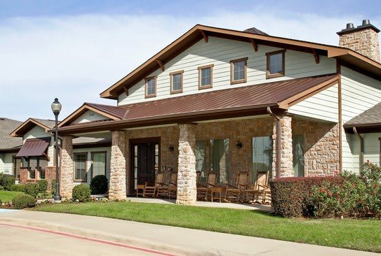 Magnolia Court community exterior