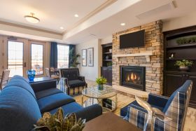 Las Palomas Senior Living indoor common area