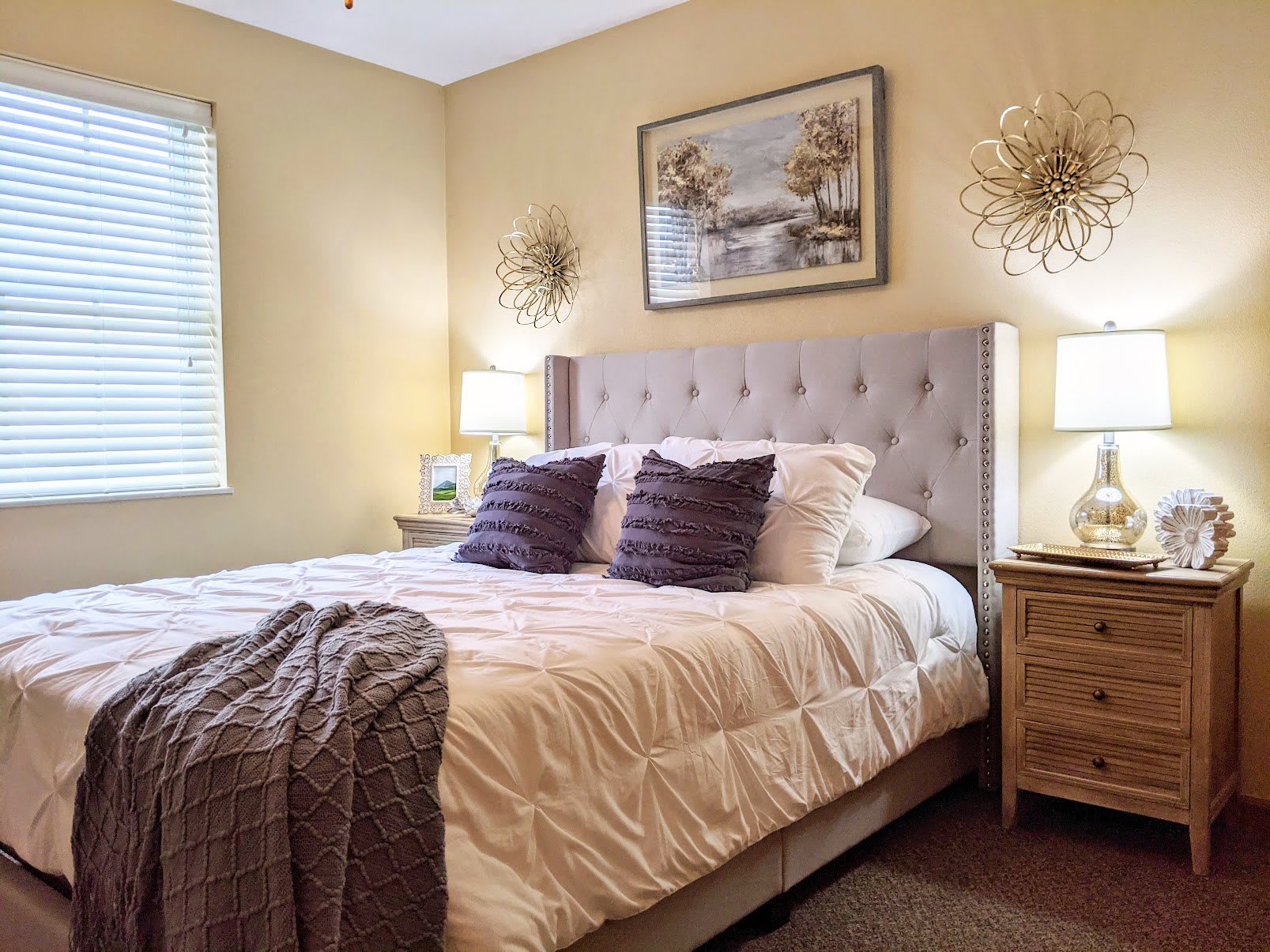 Garden Place Columbia bedroom