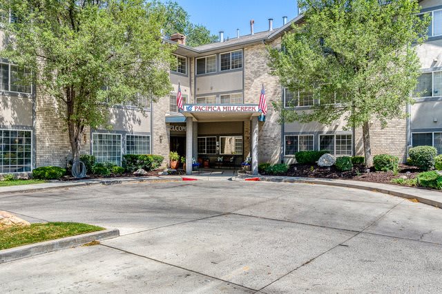 The Laurel at Millcreek community entrance