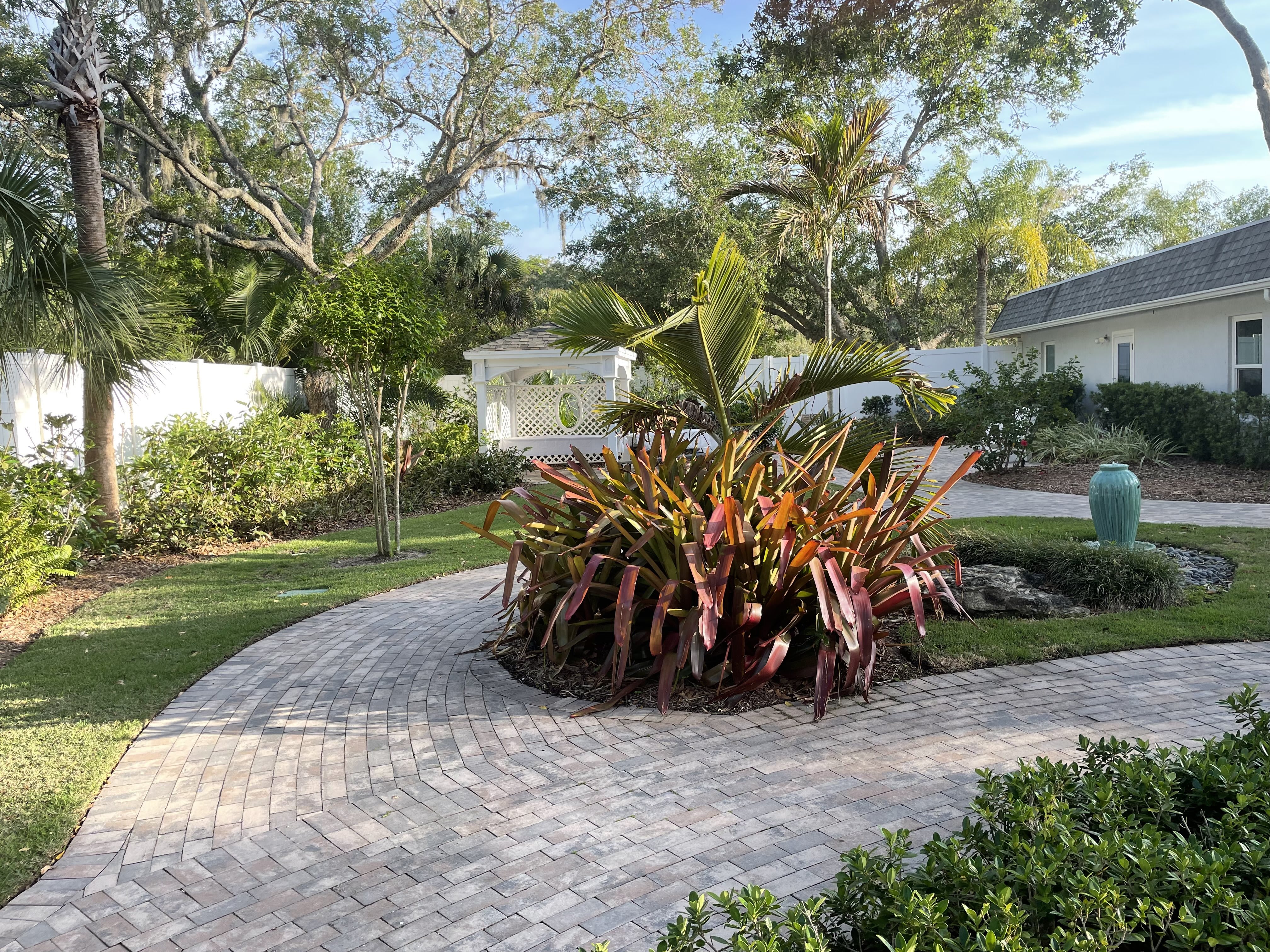 Arabella Garden