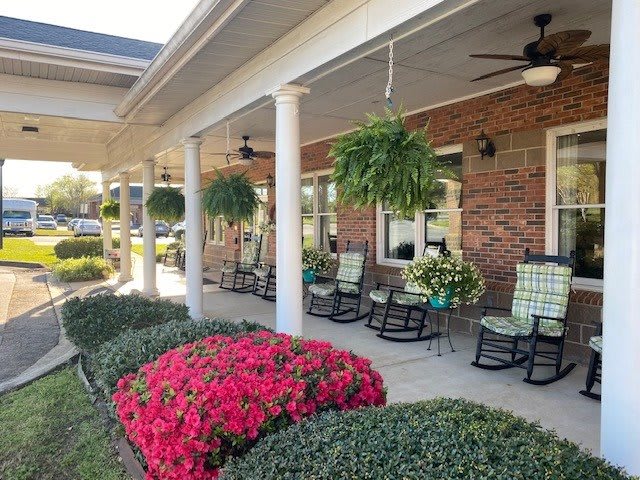 Emerald Gardens outdoor common area