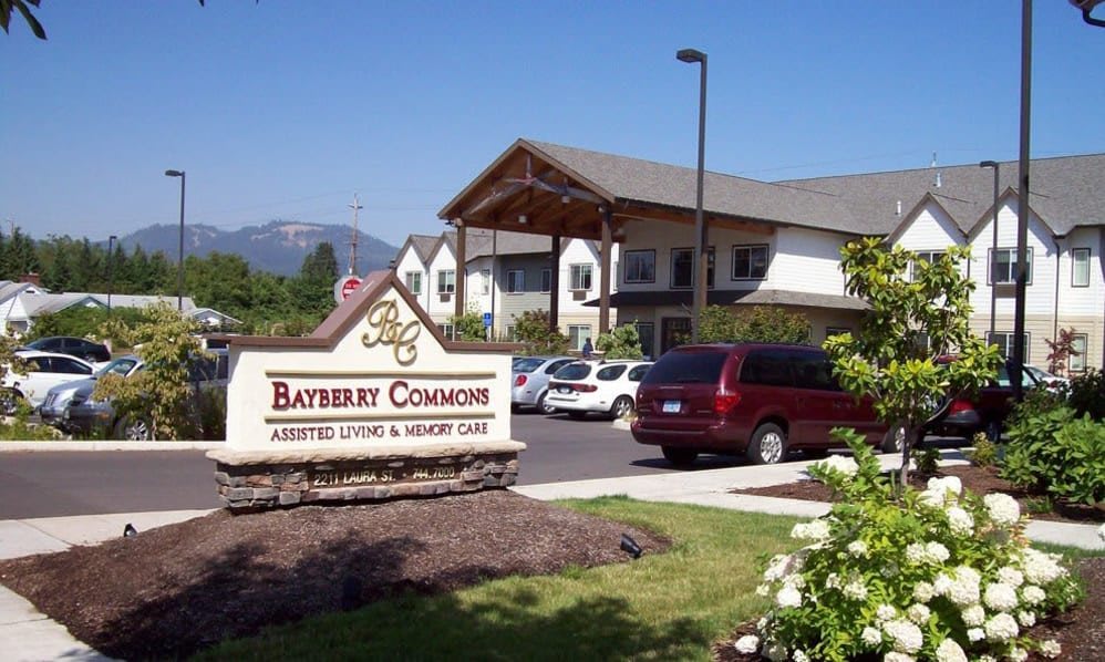 Bayberry Commons Senior Living outdoor common area