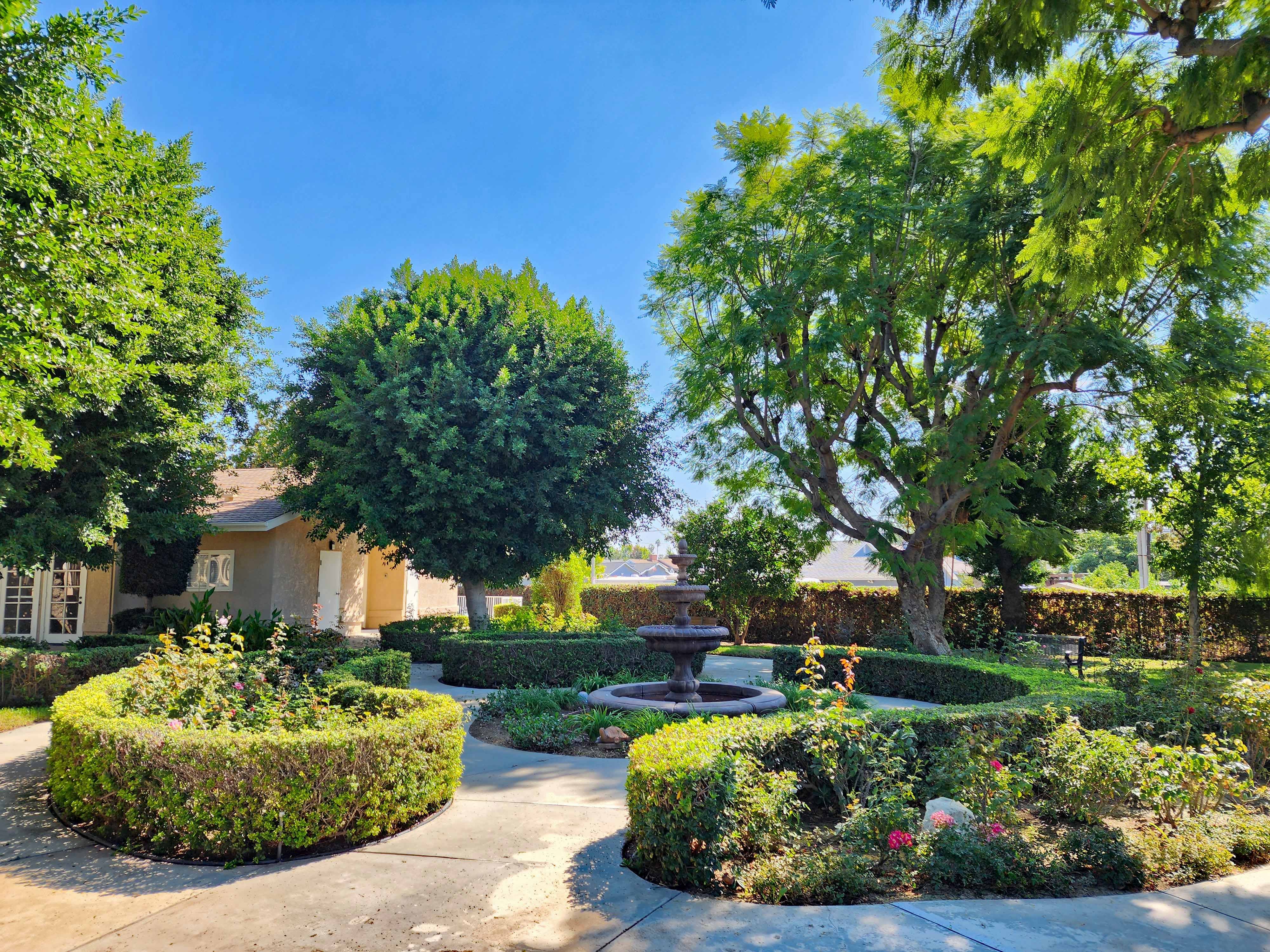 Crescent Landing at Fullerton Memory Care 