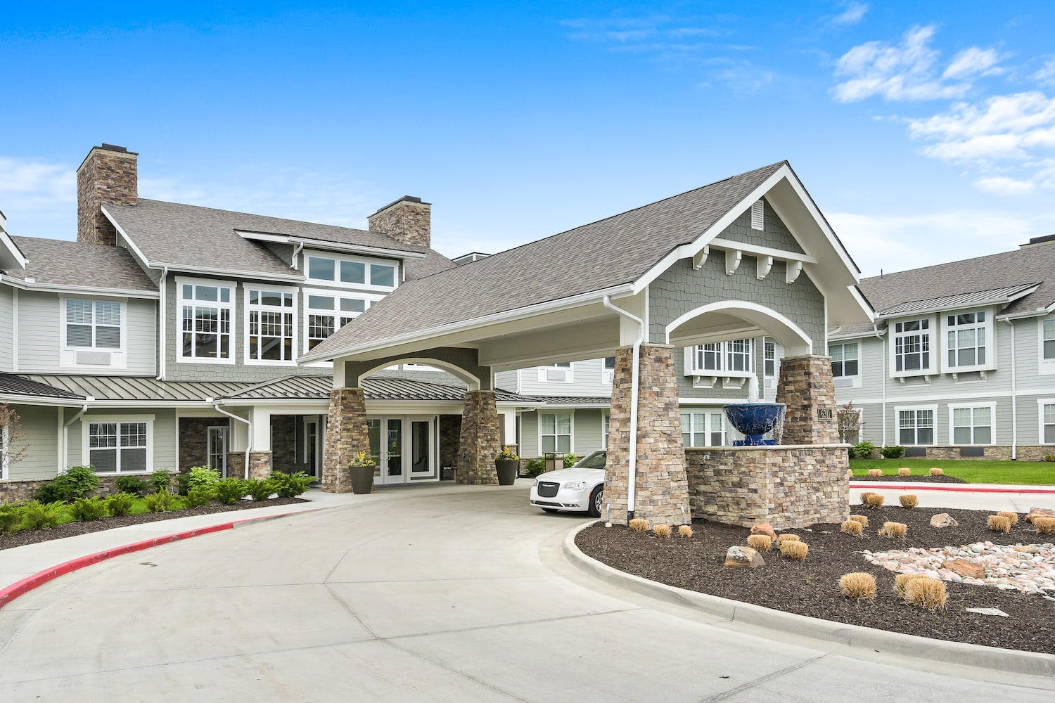 The Burlington Creek Senior Living community exterior