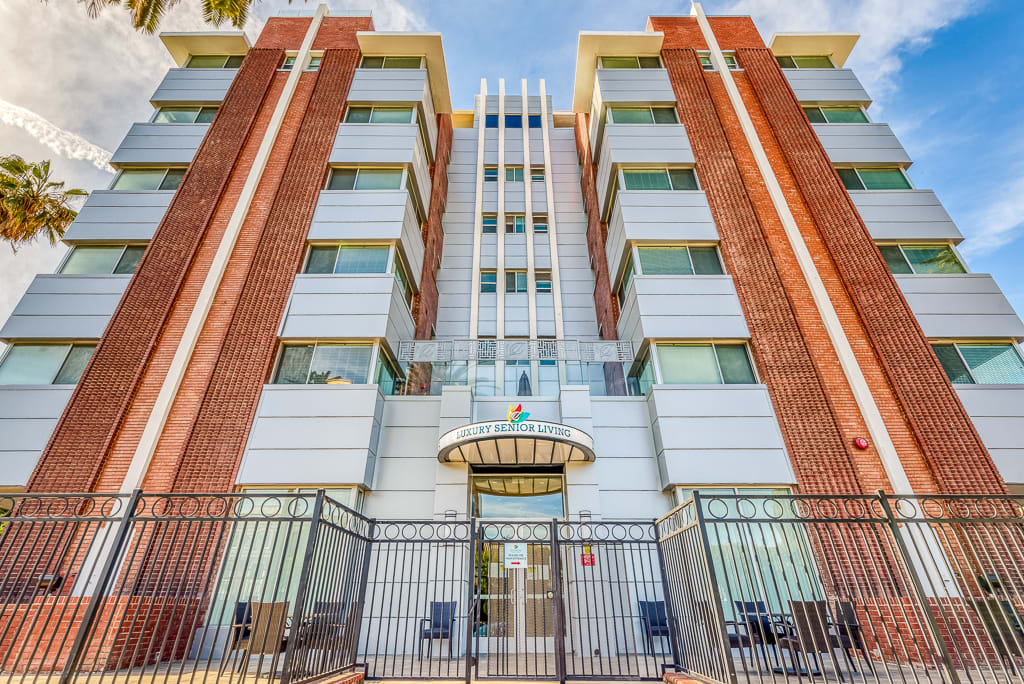 Hollywood Hills Senior Living community exterior