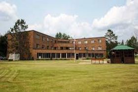 Brainerd Carefree Living by Oxford Living 