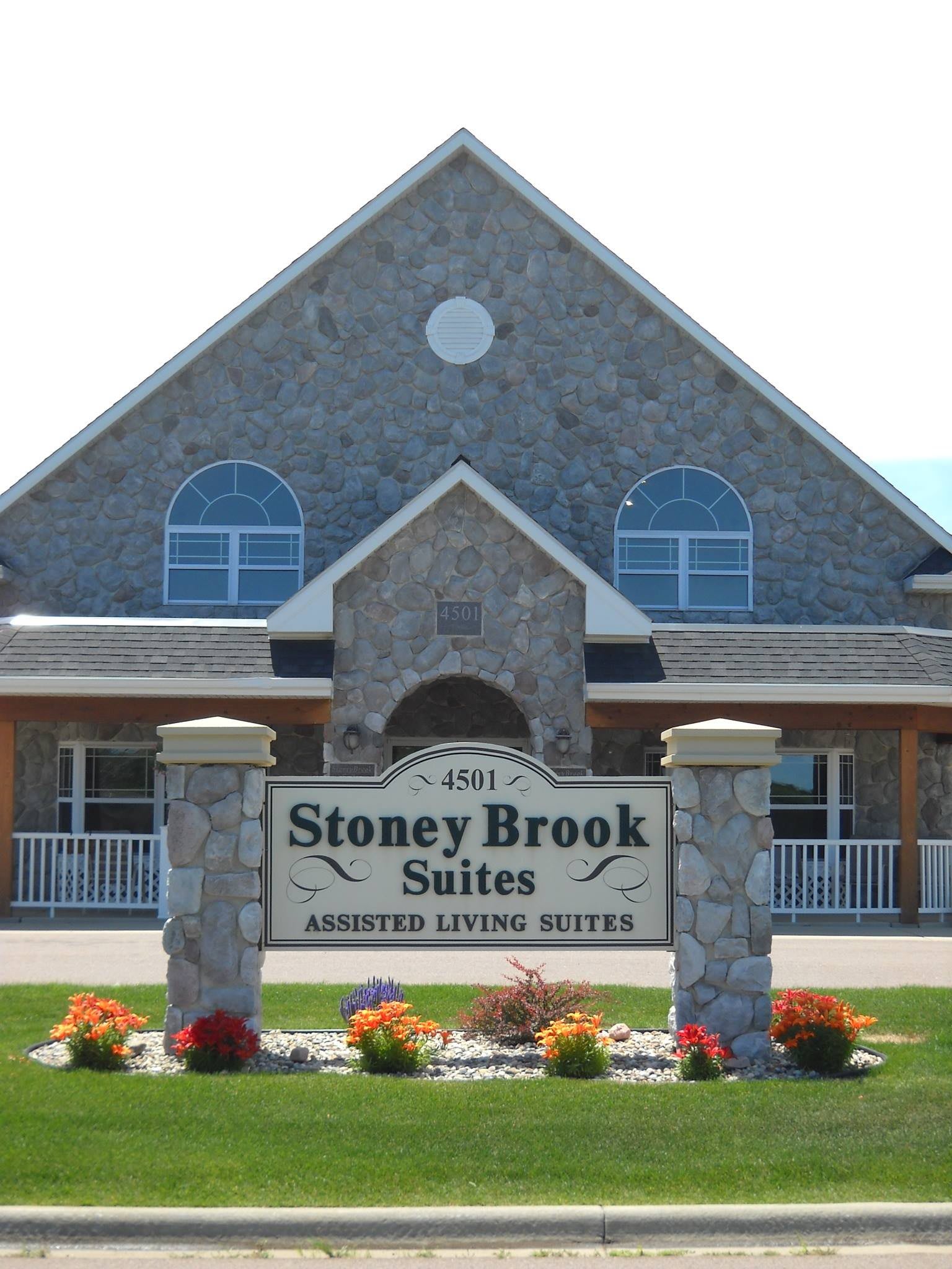 StoneyBrook Suites Sioux Falls