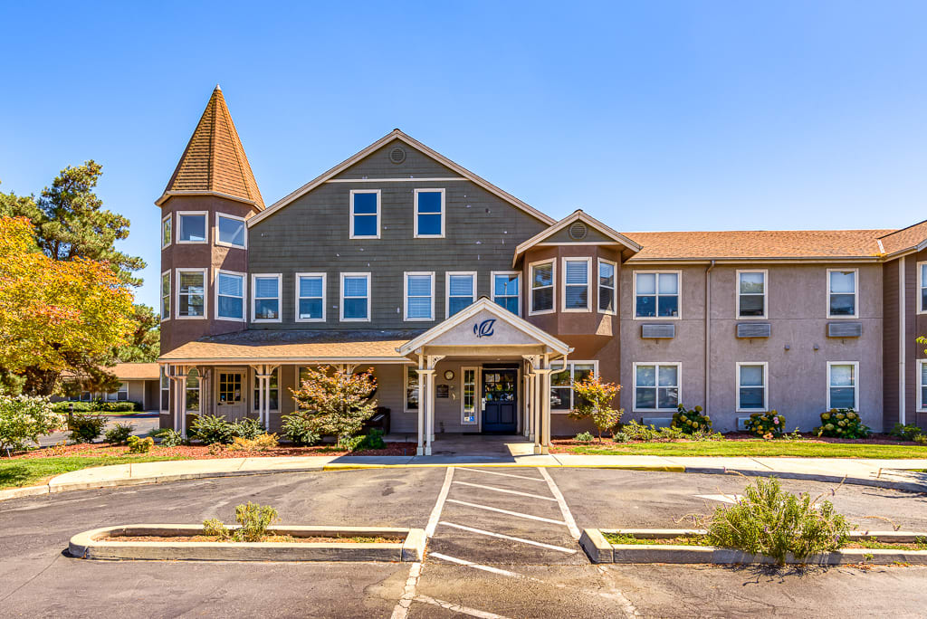 Pacifica Senior Living Merced 