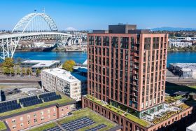 The Watermark at the Pearl 