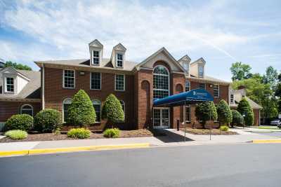 Photo of Commonwealth Senior Living at Georgian Manor