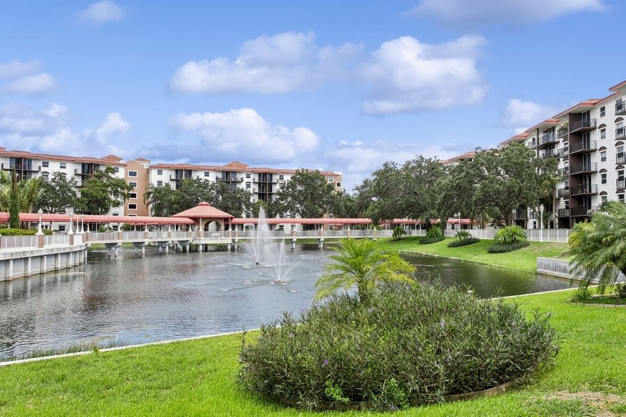 The Pointe at West Palm