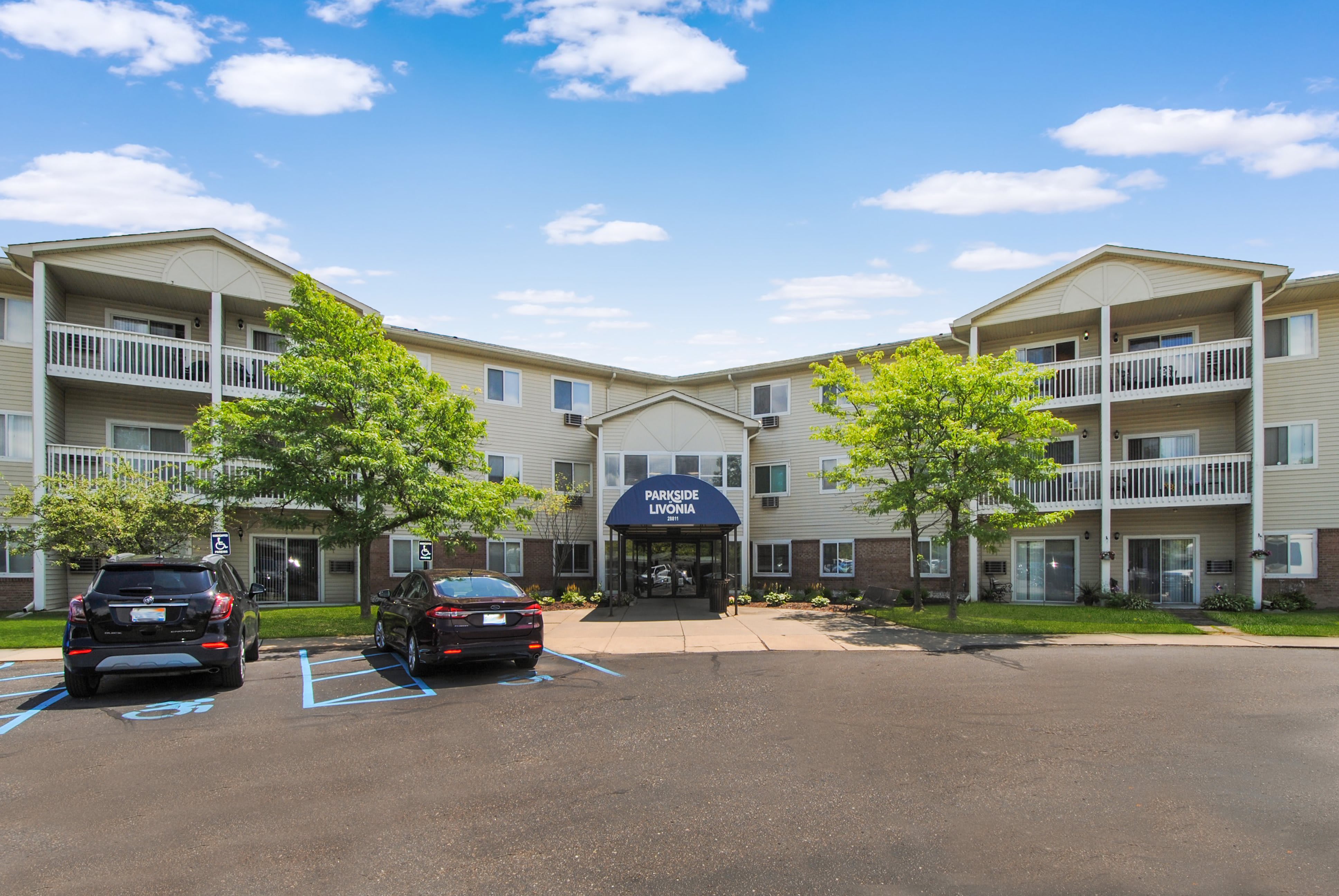 Parkside of Livonia