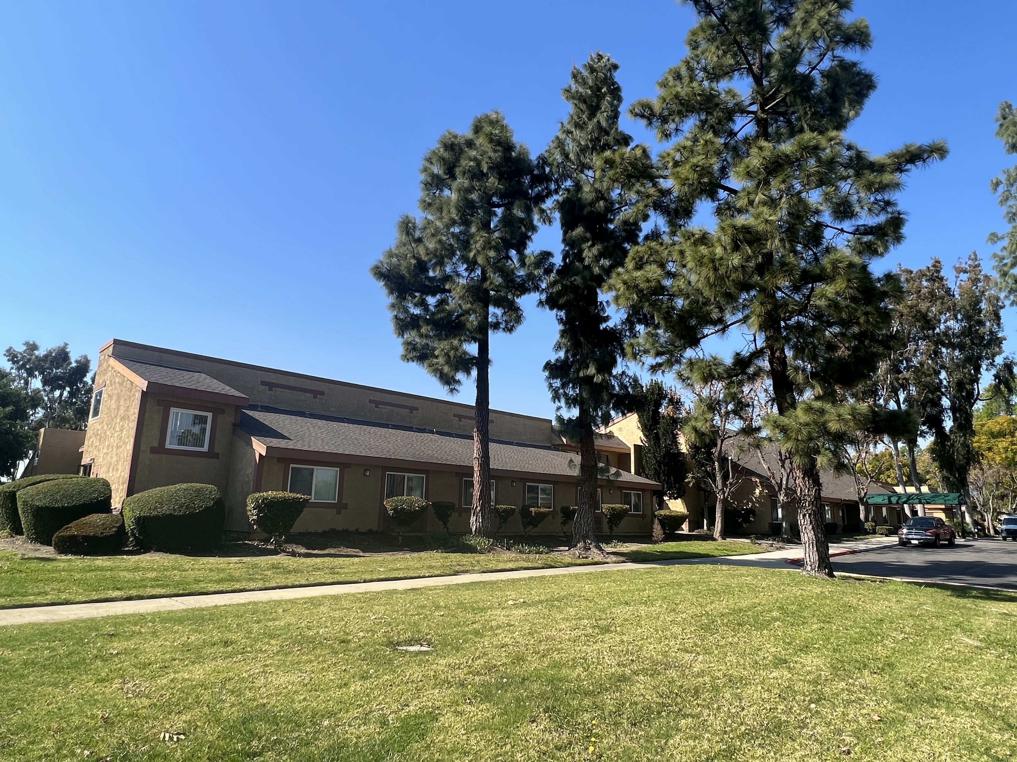 Briarwood Manor Apartments