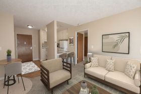 Roseville Commons Senior Living 