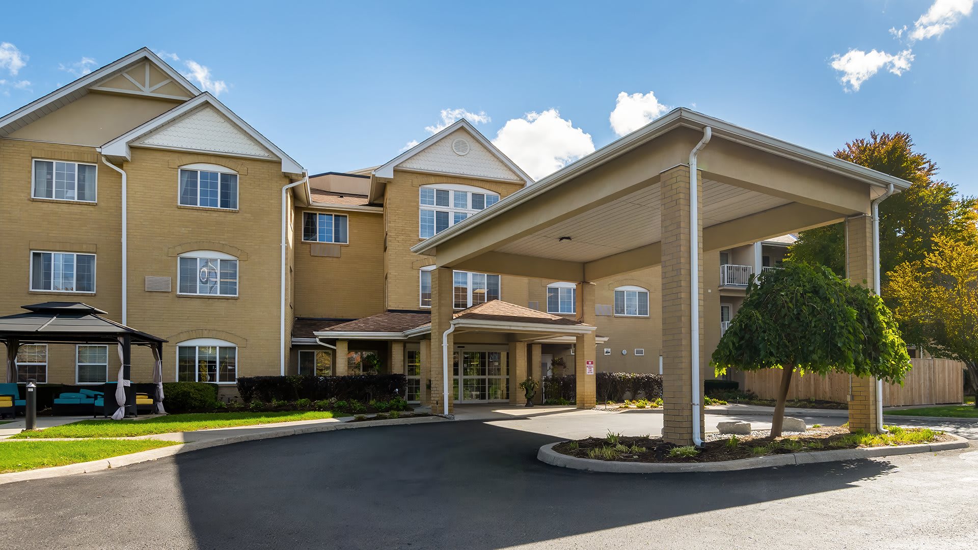 Court at Pringle Creek 