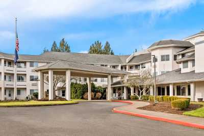 Photo of Holiday Sheldon Oaks