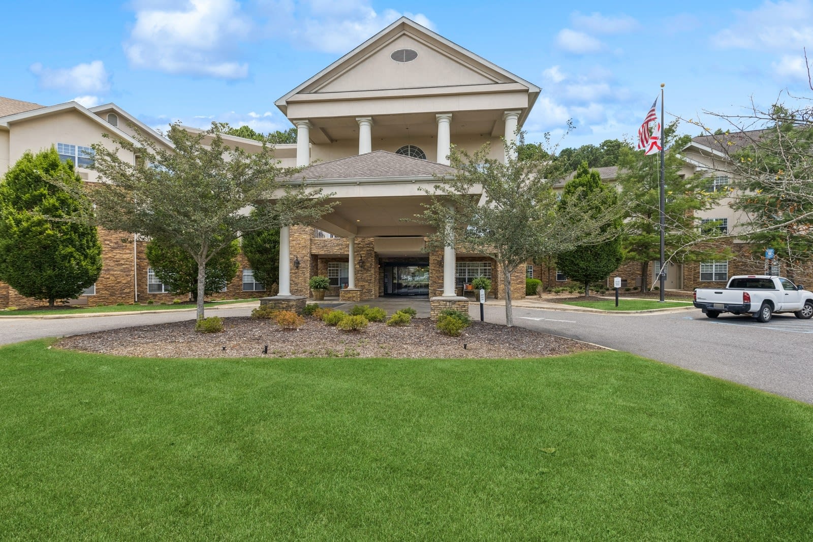 Somerby at St. Vincent's One Nineteen 