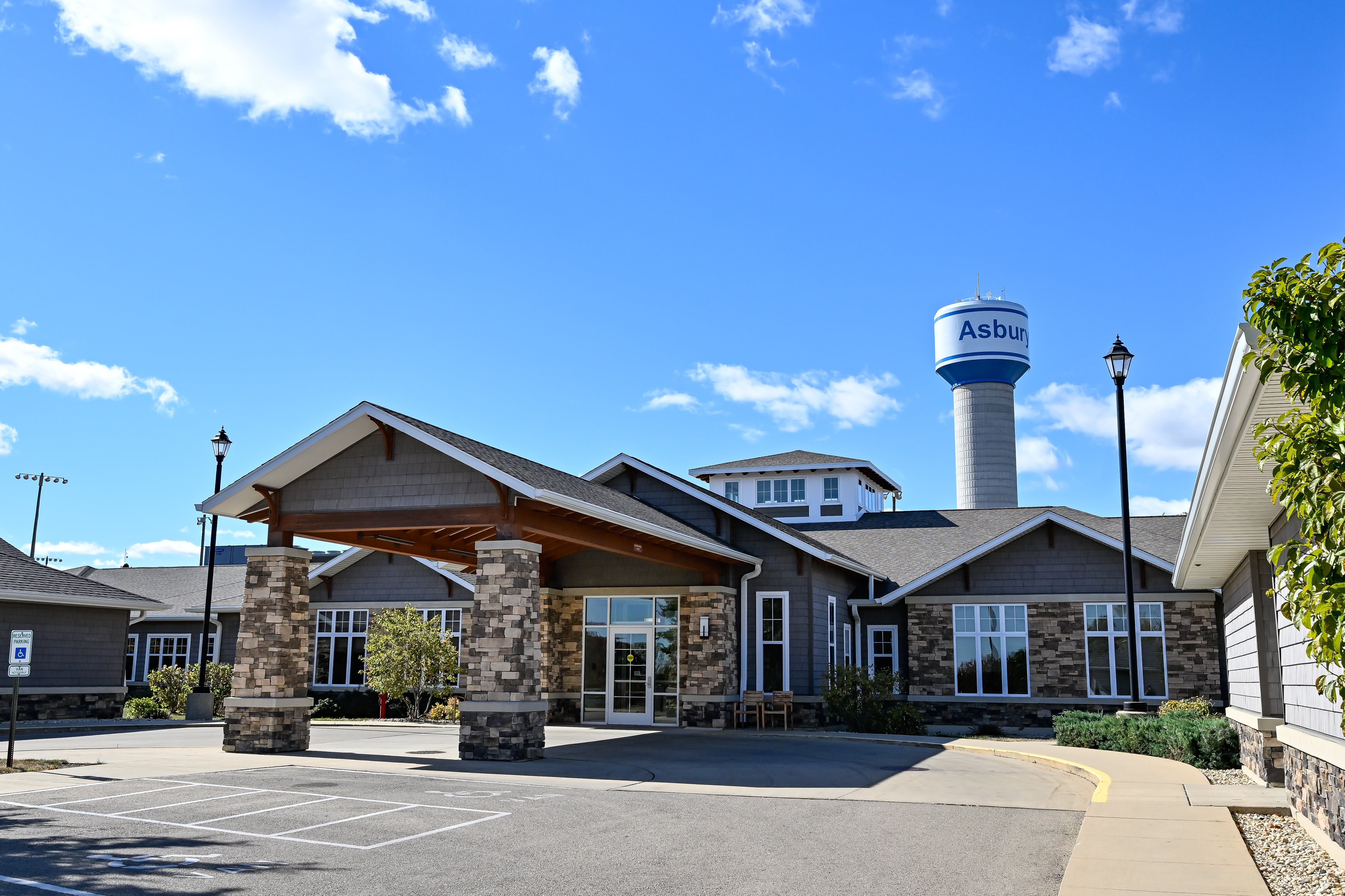 Grand Meadows Assisted Living and Memory Care 