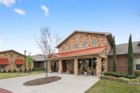 River Oaks Assisted Living and Memory Care 