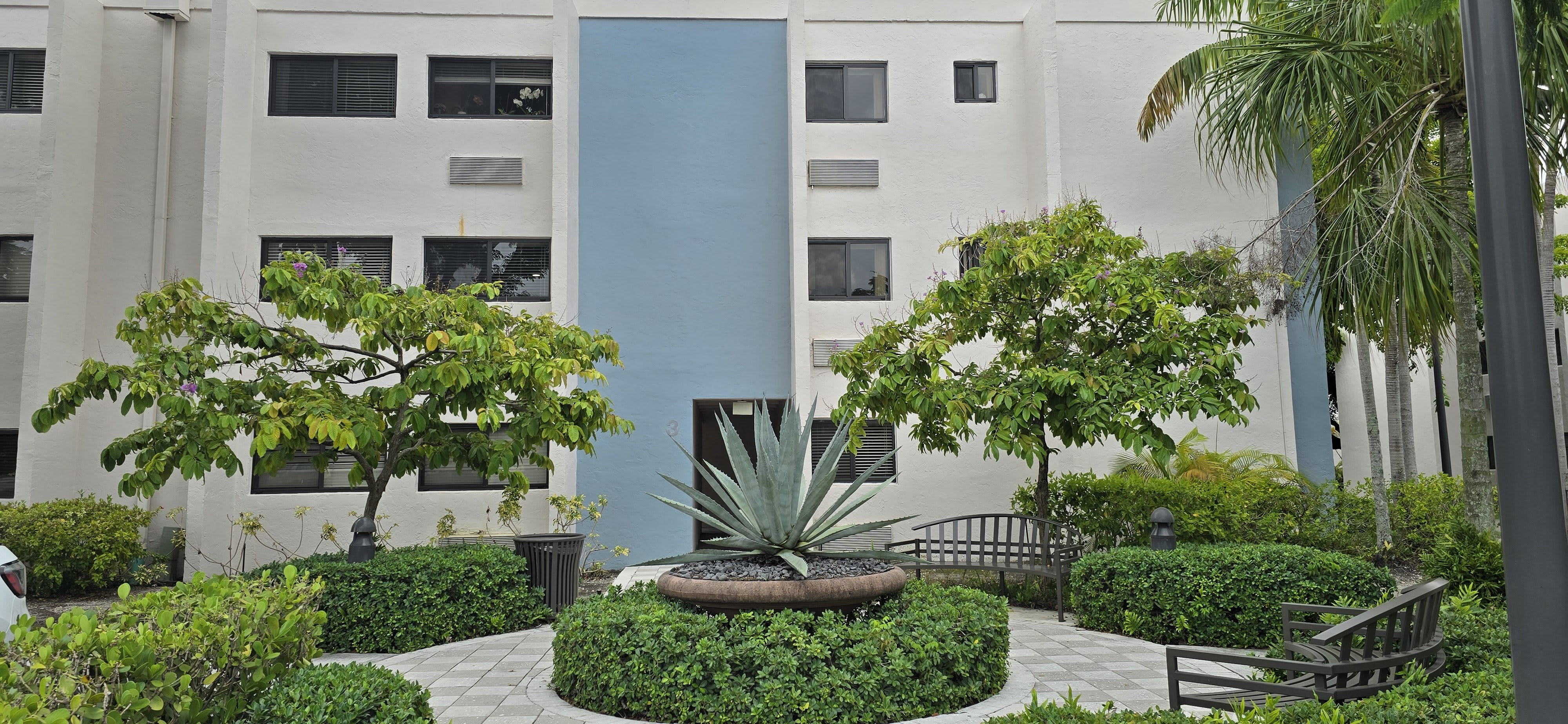 Las Palmas Senior Living