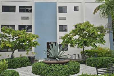 Photo of Las Palmas Senior Living