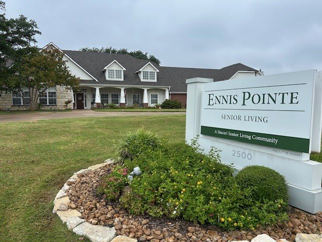 Ennis Pointe Senior Living 