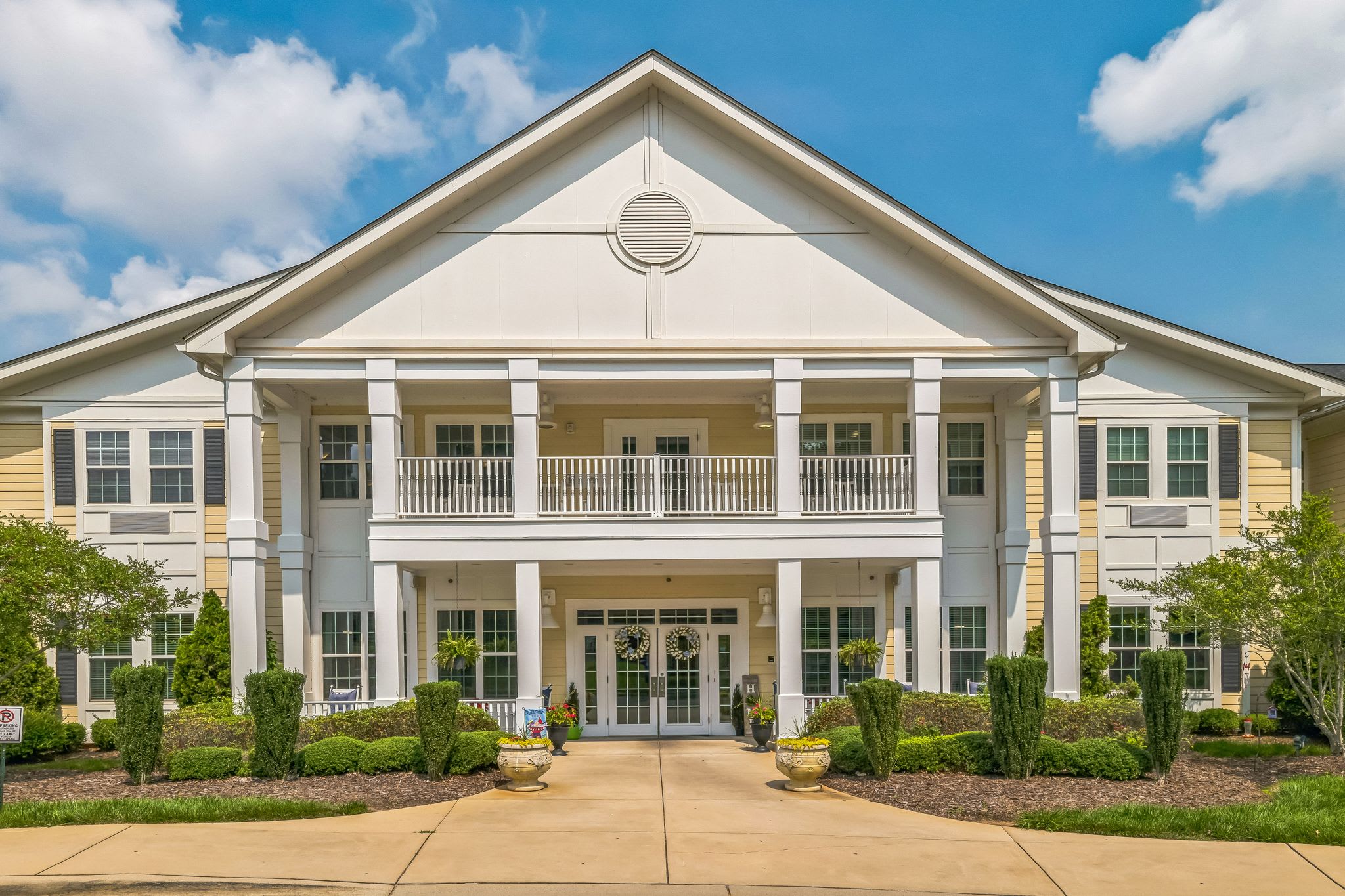 Photo of Cadence at Huntersville by Cogir