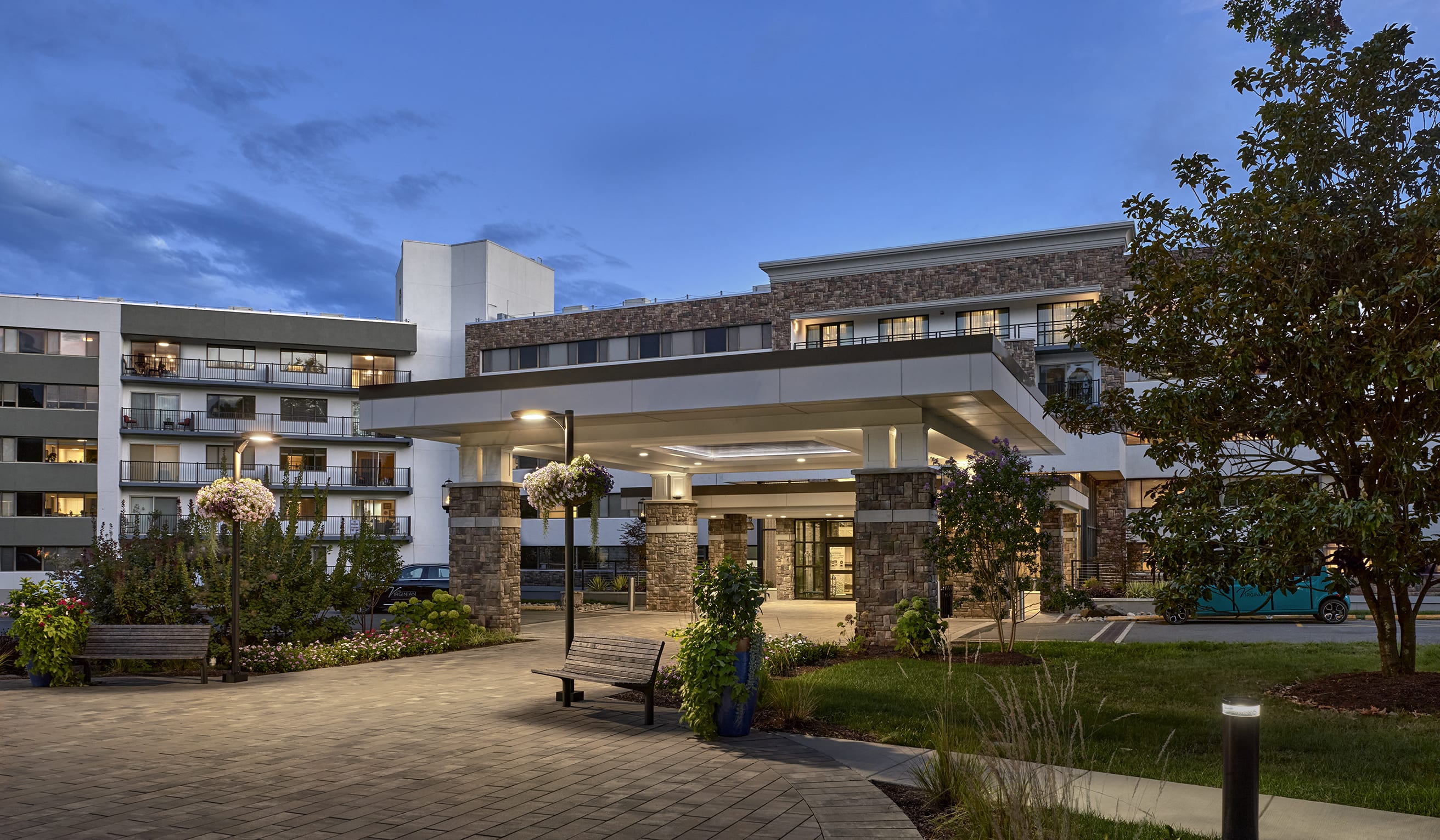 The Virginian by Cogir 