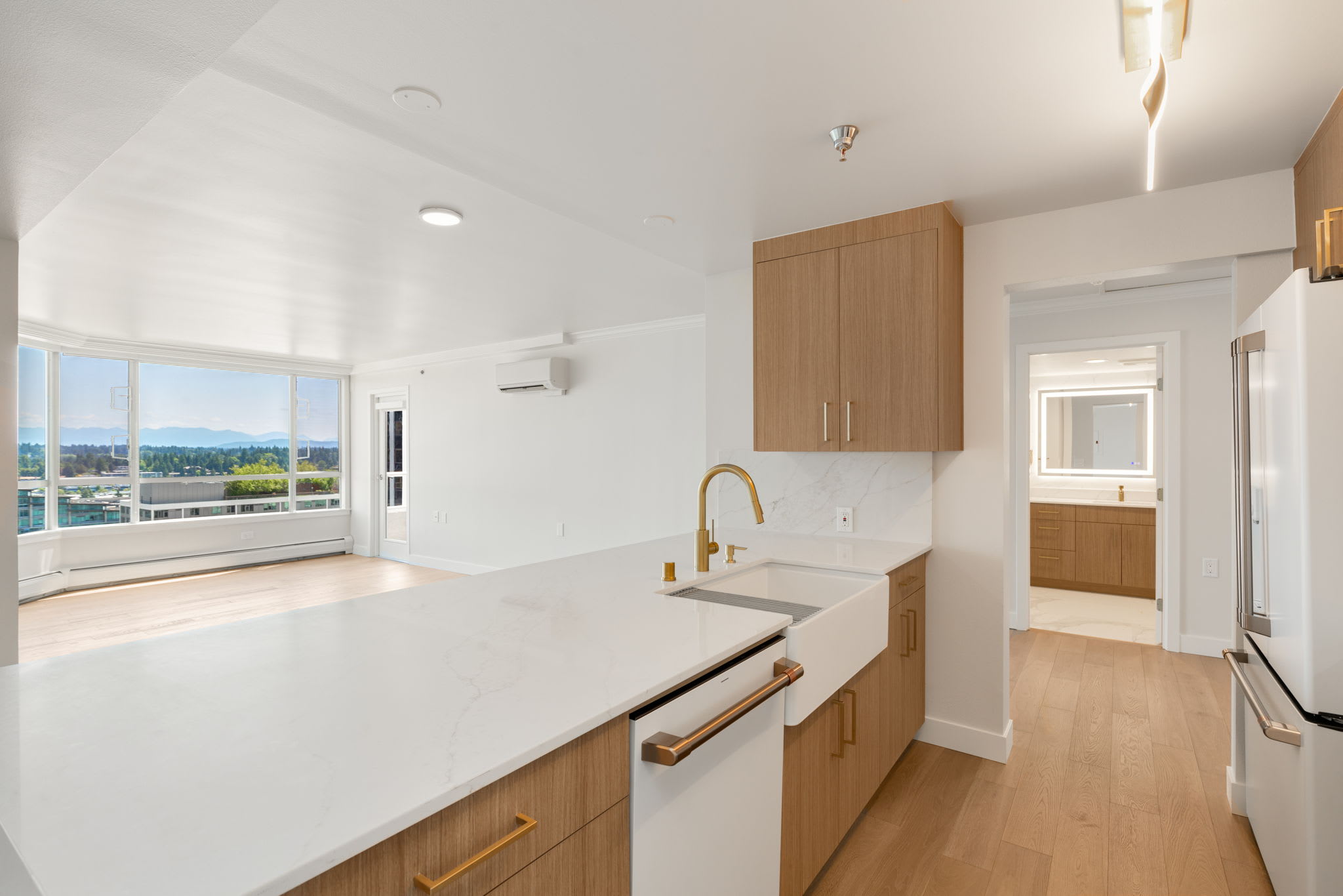 Photo of Pacific Regent Bellevue by Cogir