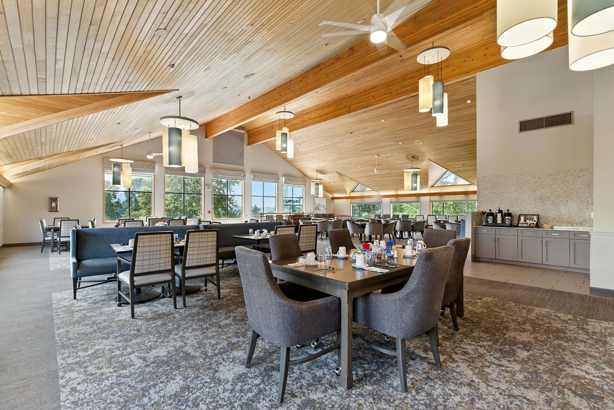 Solista Milwaukie by Cogir