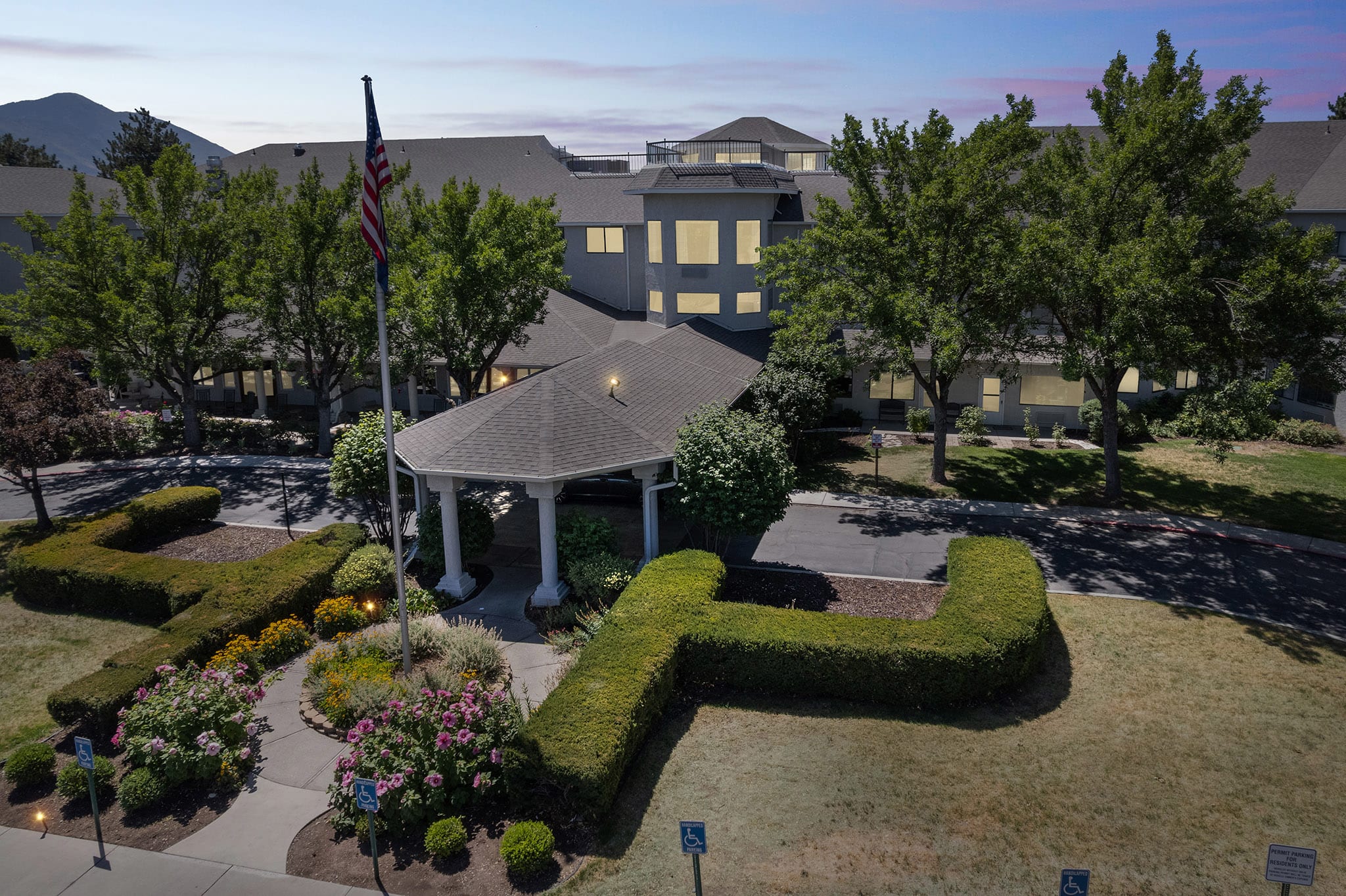 Photo of Solista Orem by Cogir