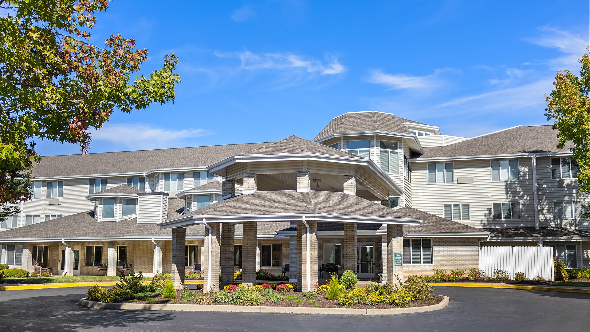 Holiday Redbud Hills 