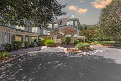 Photo of Monarch Paramus