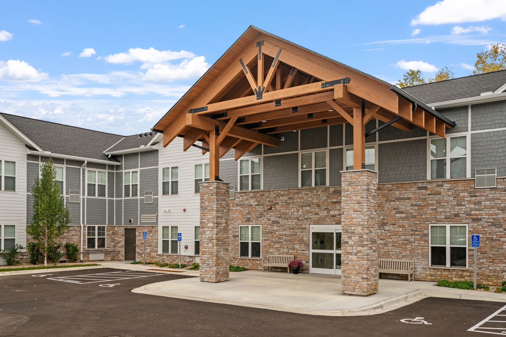 Caretta Senior Living Maplewood