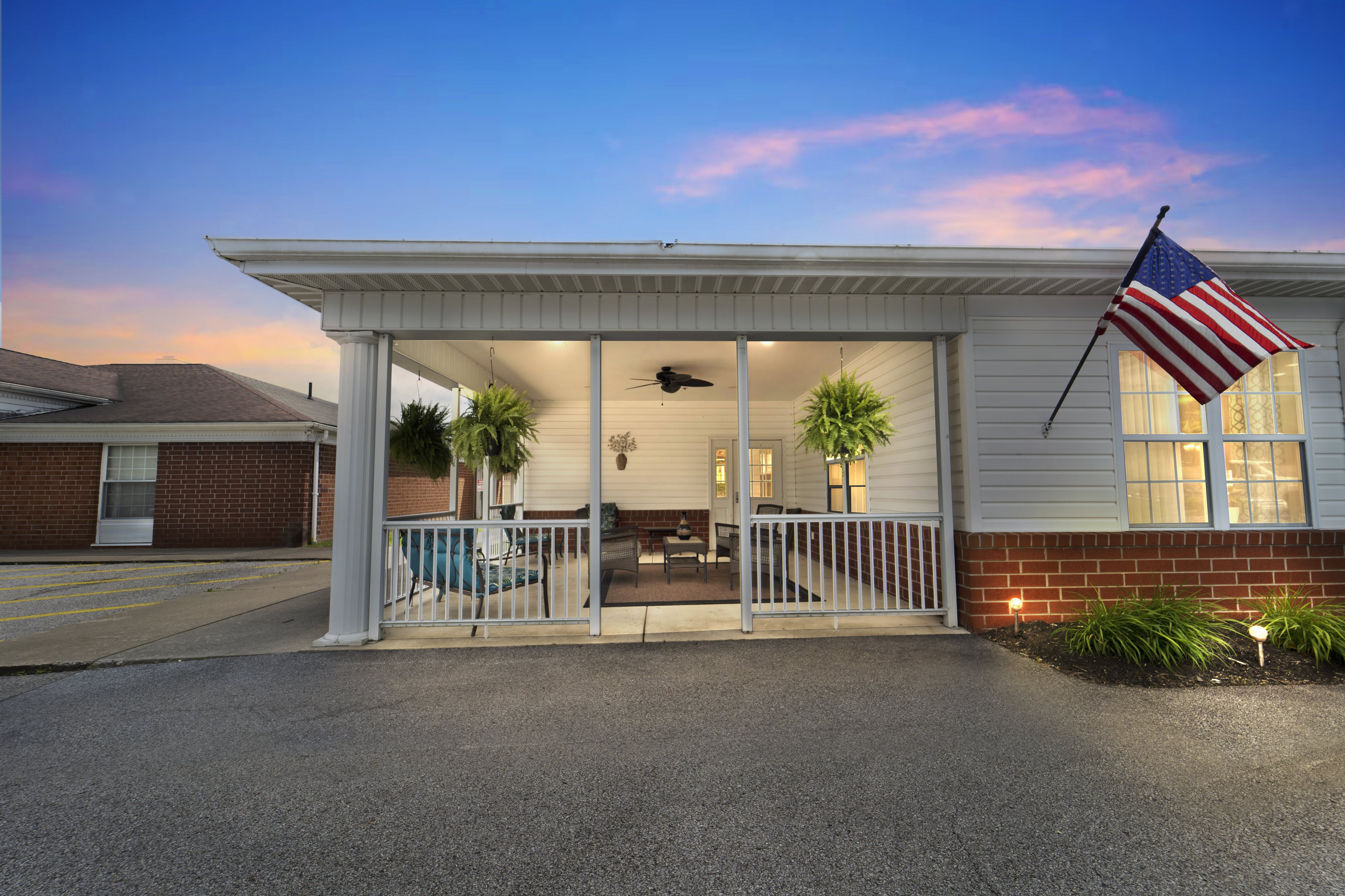 Photo of Oak Hill Place