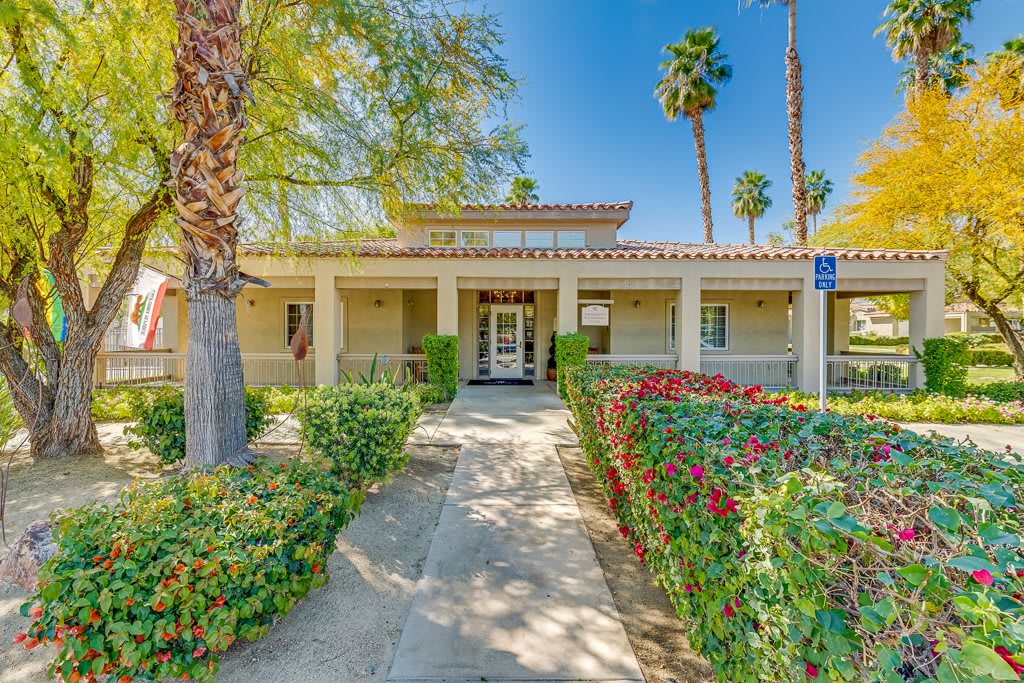 Cottages at Palm Springs