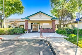 Vacaville Village Senior Living 