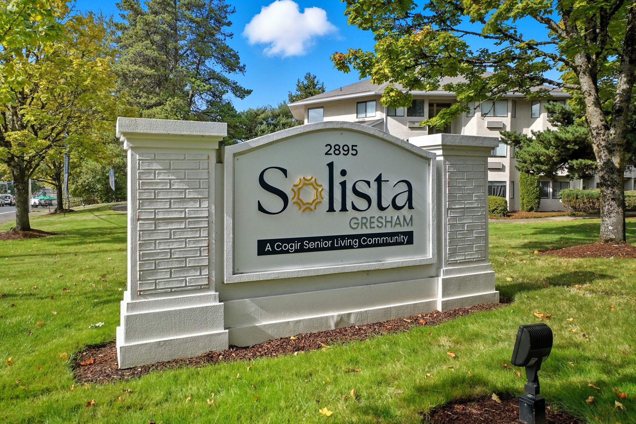 Photo of Solista Gresham by Cogir