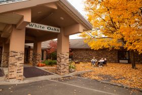 White Oaks 