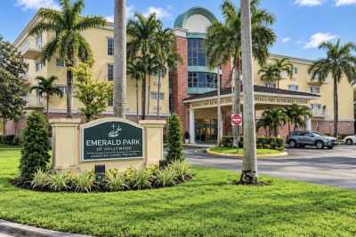 Photo of Emerald Park of Hollywood