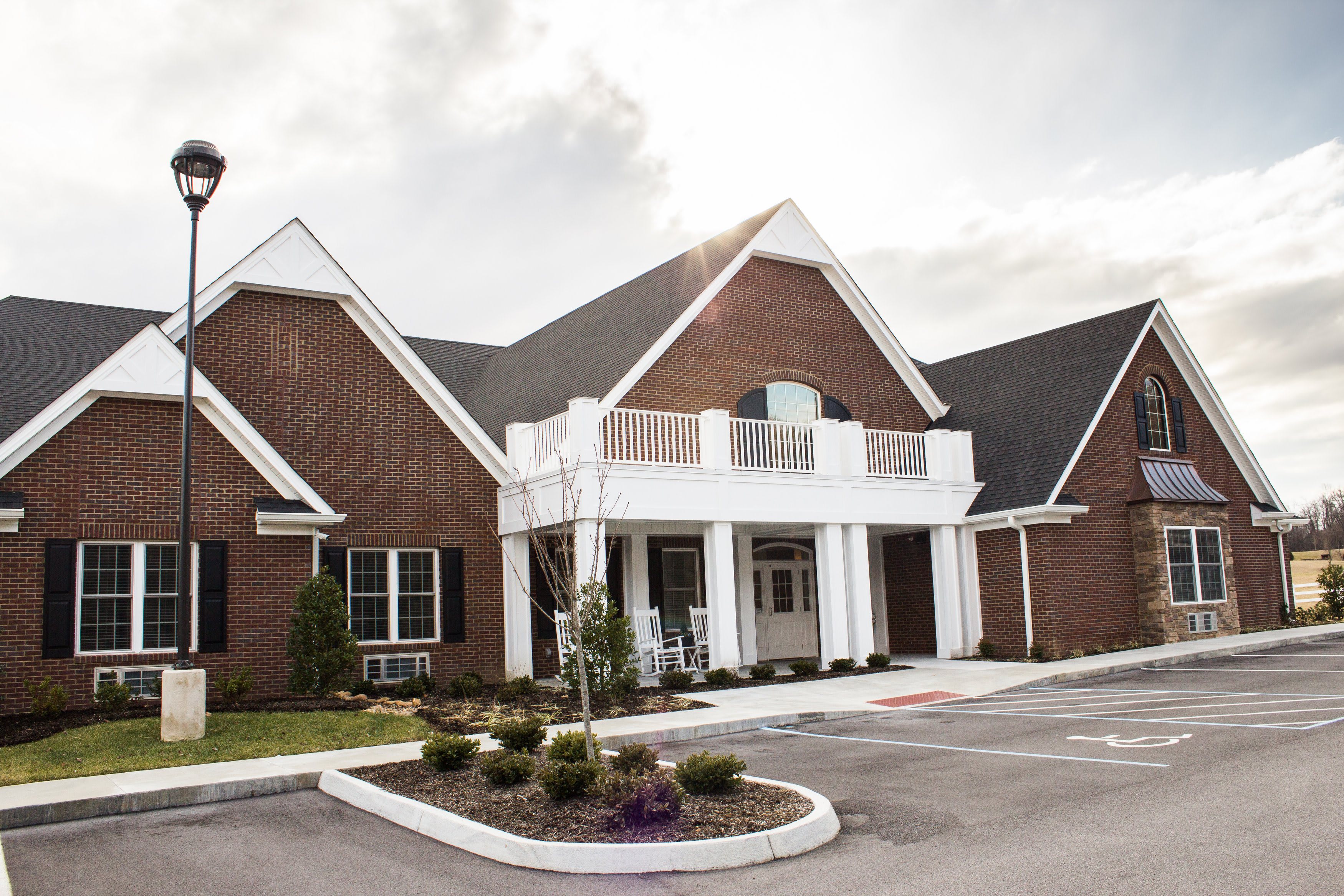 The Courtyards Senior Living at Johnson City community exterior