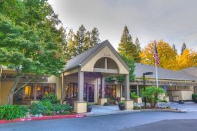 Spanish Vines Senior Living community exterior