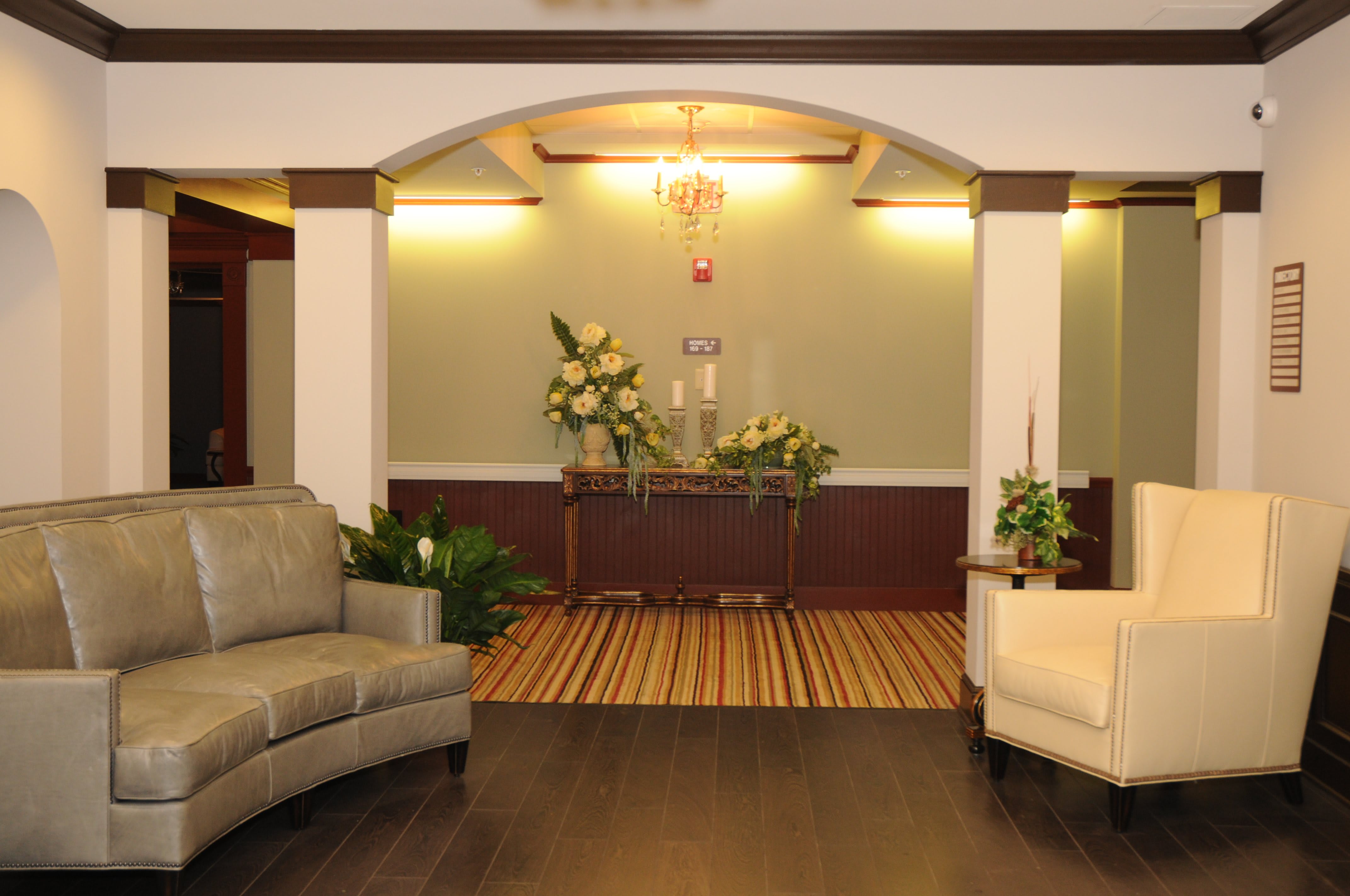 Meadow Falls of Madison indoor common area